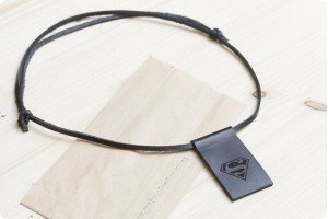 Pandantiv personalizat din piele
